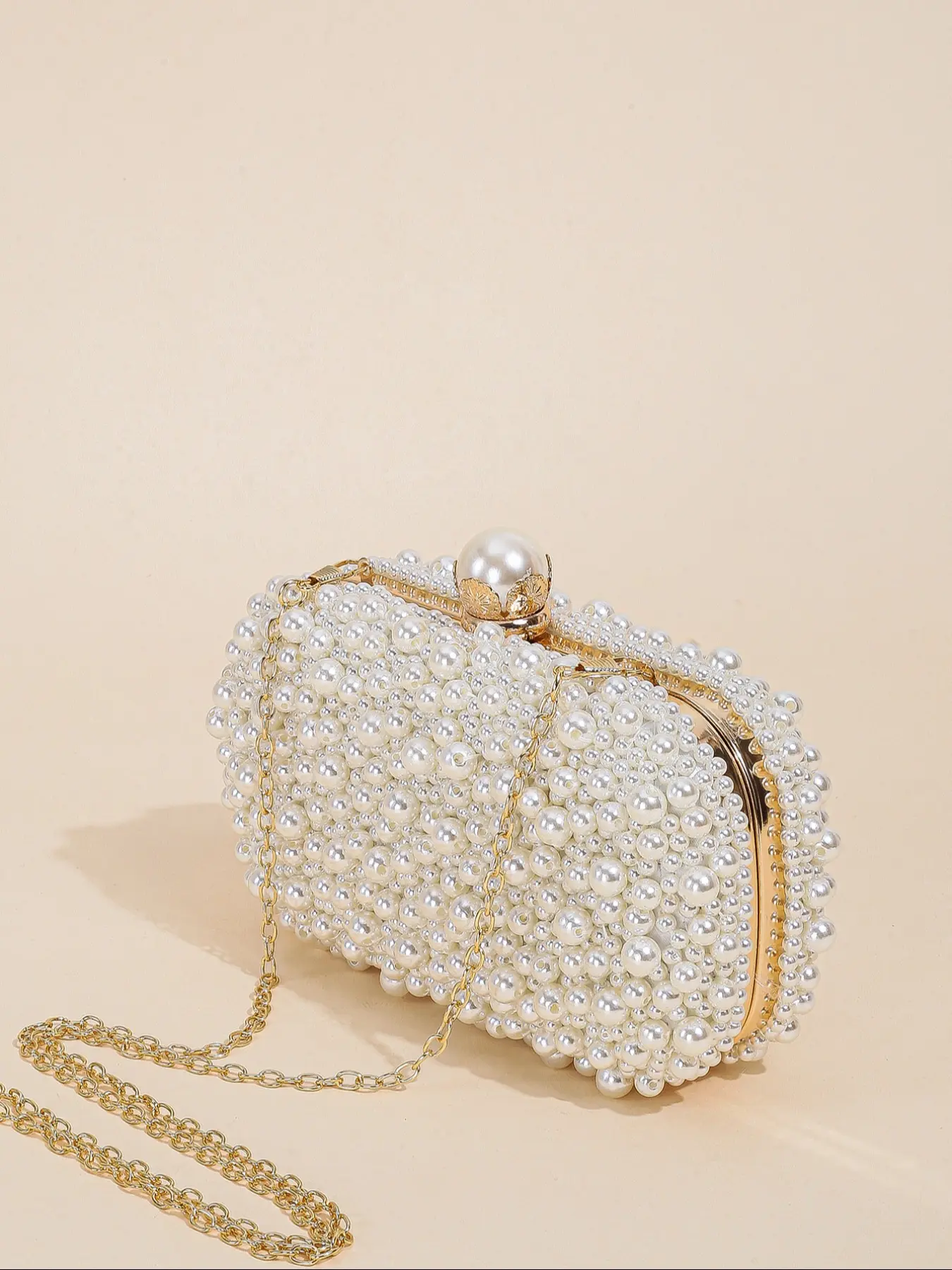 Mini Two-Sided Pearl Embroidered Fashionable Embellished Clutch Bag, Handmade Large Pearl Buckle, Unique Pearl Closure, Party Wedding Prom Graduation Ball Gown Evening Banquet, Trendy Minimalist Formal Purse, Elegant Stylish Purse