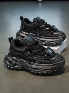 Men's Navy-Beige Distressed Platform Dad Shoes: Mesh Breathable + Height-Increasing Anti-Slip, High-Street Trendy Sneakers