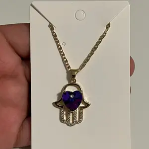 Mano de Fátima necklace