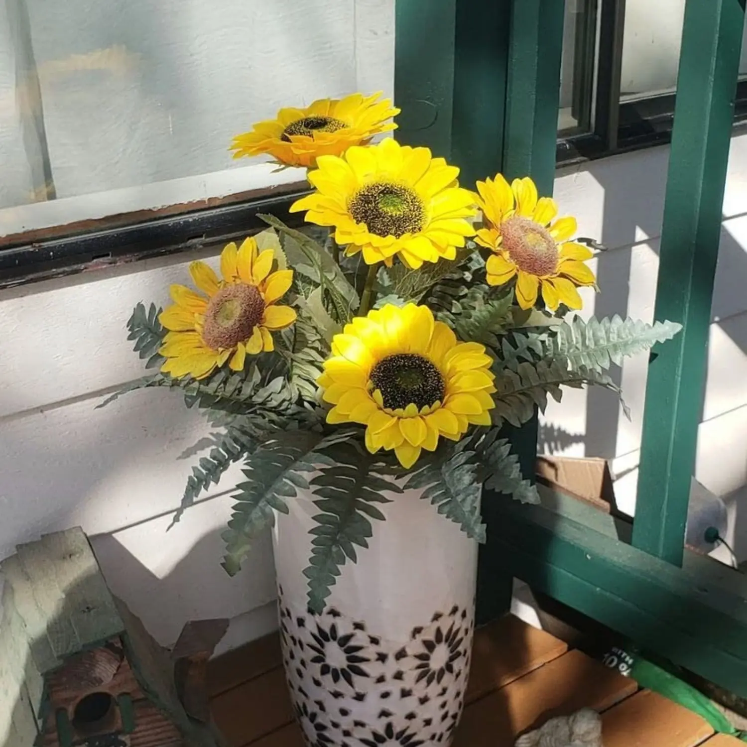 6pcs Long Stem Artificial Sunflower Decorative Flowers, Fake Sunflower Ornaments for Outdoor Home, Wedding Party Decoration