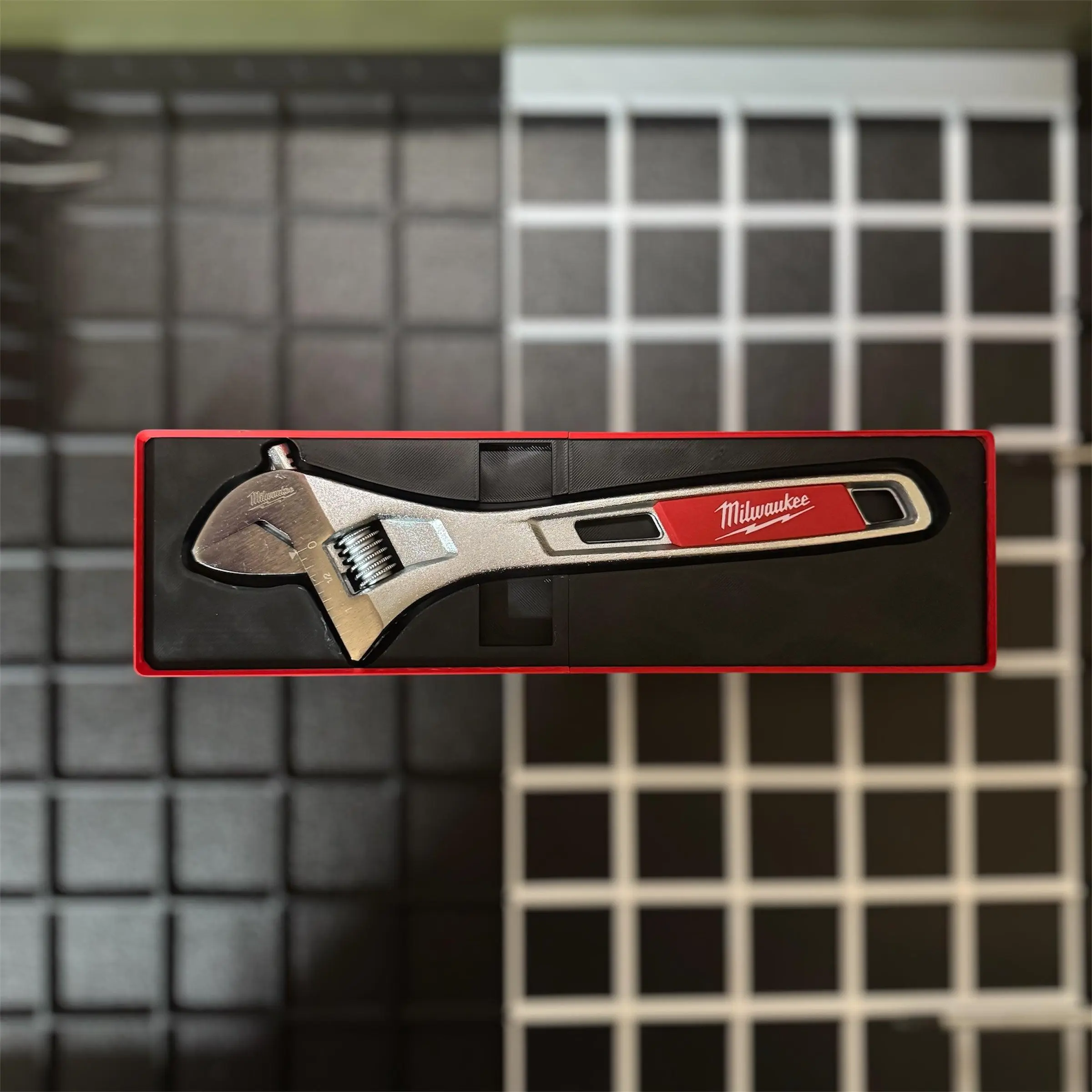 Tool Box Organizer for Milwaukee 10" Adjustable Wrench (48-22-7410) | Gridfinity Modular Tray