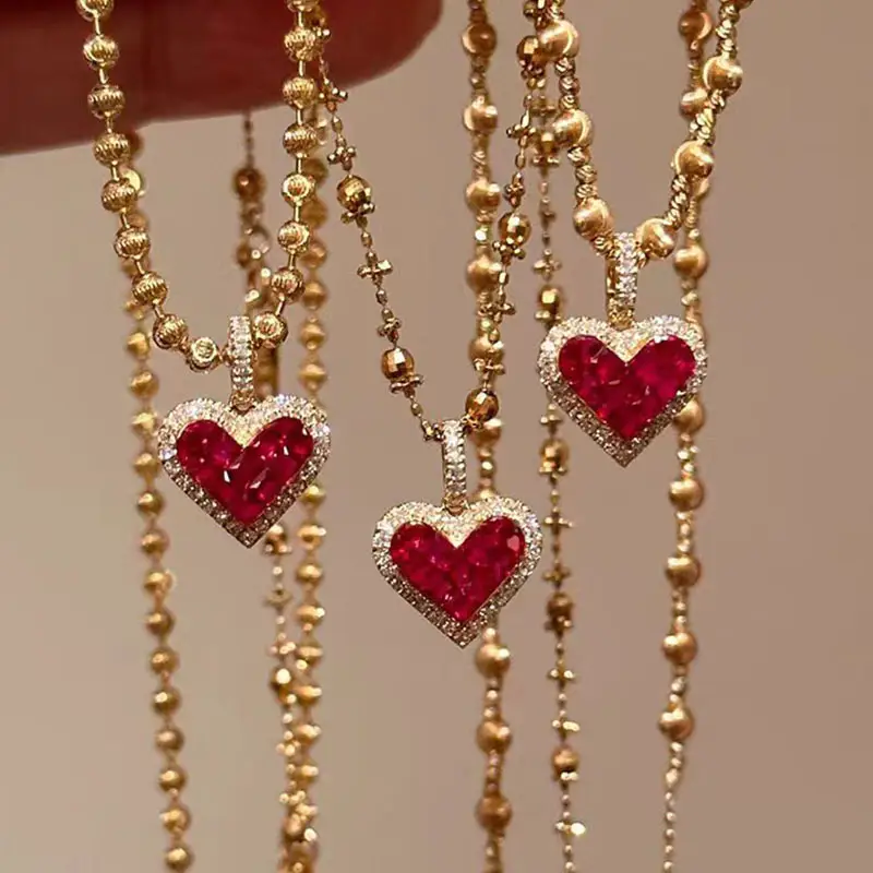 Detail Pendant As Valentine's Day Gift Heart Shaped Zircon Gemstone Decor Necklace, for Girlfriend Holiday New Year Gifts, Fashion Accessories for Pa