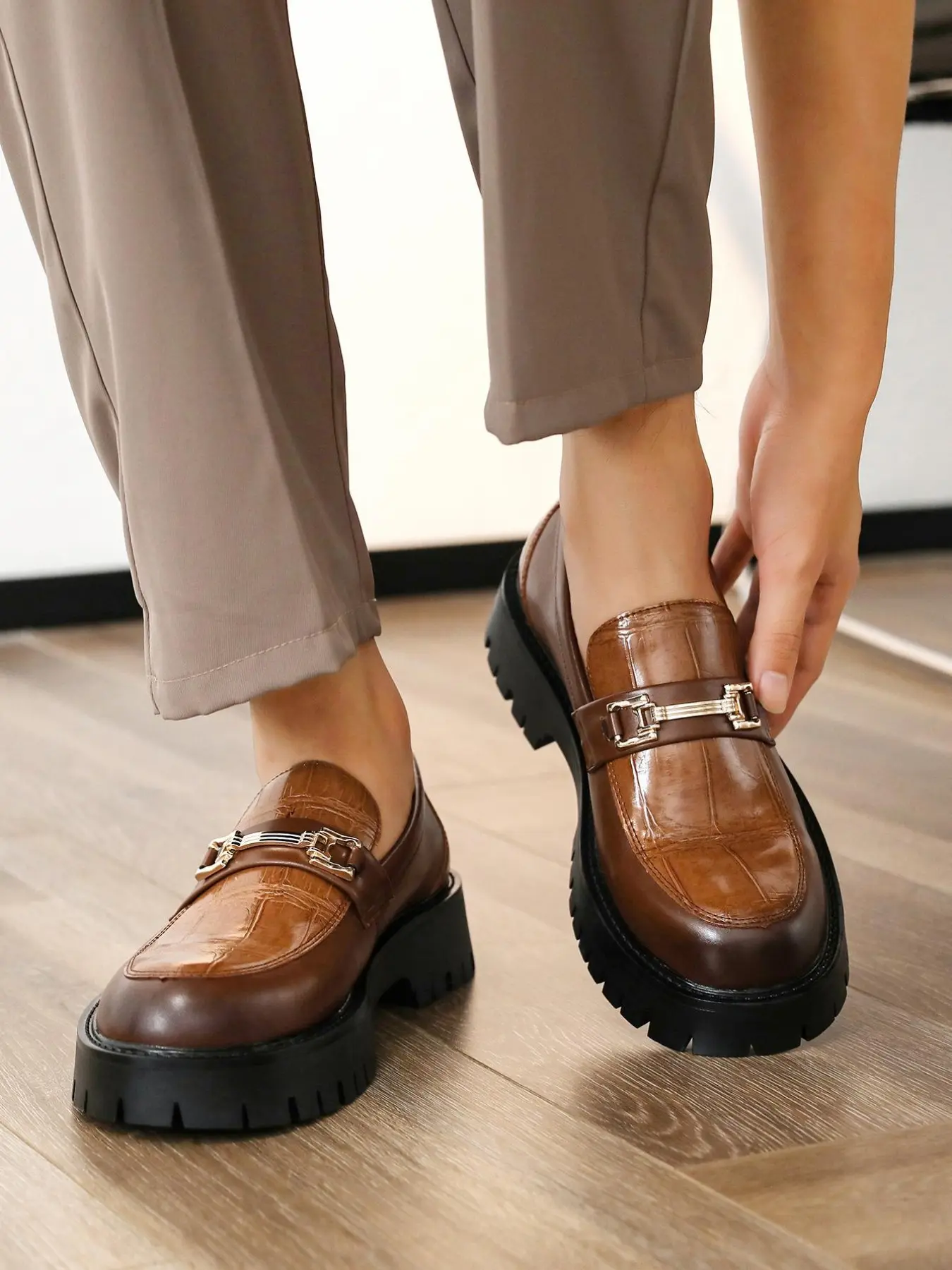 Men's Thick Sole Flatform Pu Leather Loafers with Color Block Design, Elevating Platform Durable Casual Slip On Shoes, Stylish British Fashion Footwear for Autumn & Spring, Platform Penny Loafers