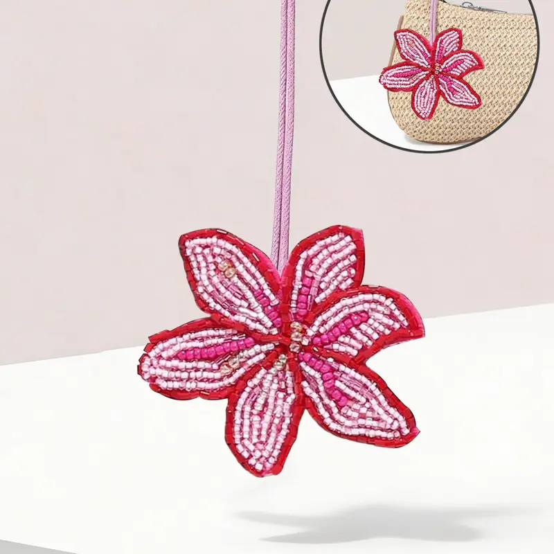 Personalized bead flower pattern women's bag pendant, Cute bag pendant, Cute Purse Charms, Valentine's Day personalized luggage pendant, keychain, Charms for bags, suitable for sending girlfriends on Valentine's Day