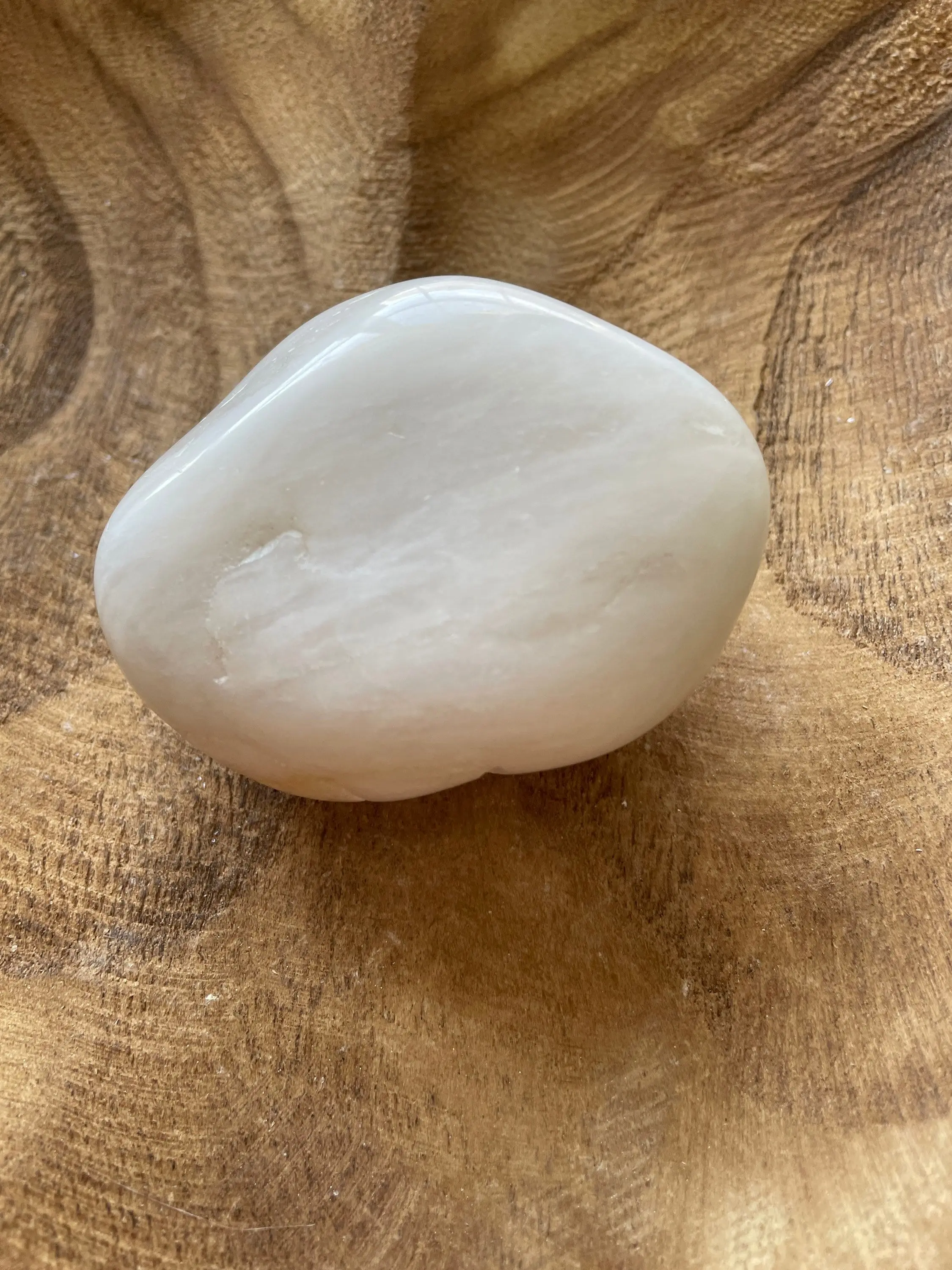 Jumbo White Quartz stone Jumbo White Quartz stone