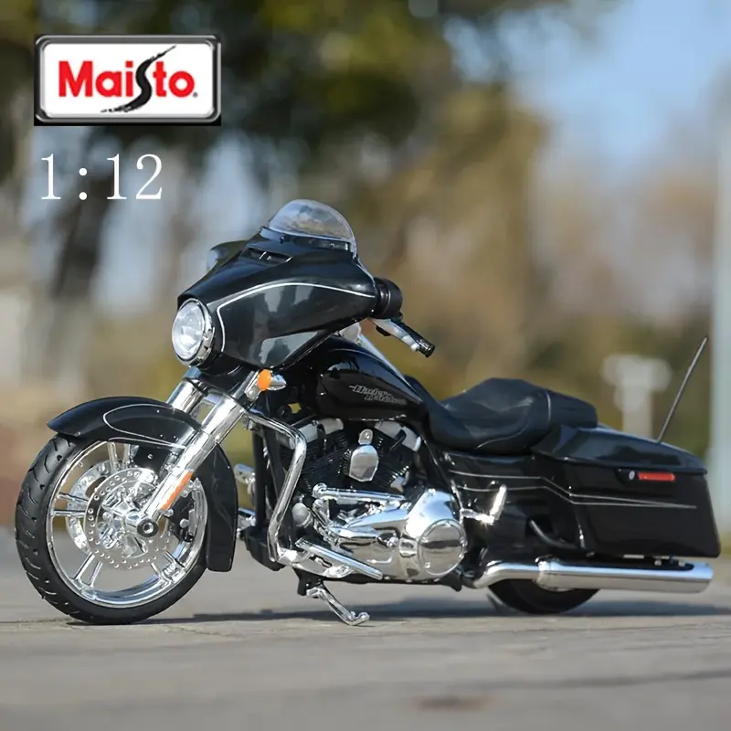 Maisto 1:12 Scale 2015 Street Glide Special Motorcycle Replica - Diecast Model Collectible - Suitable for Ages 3-6 Years - Durable Plastic Construction