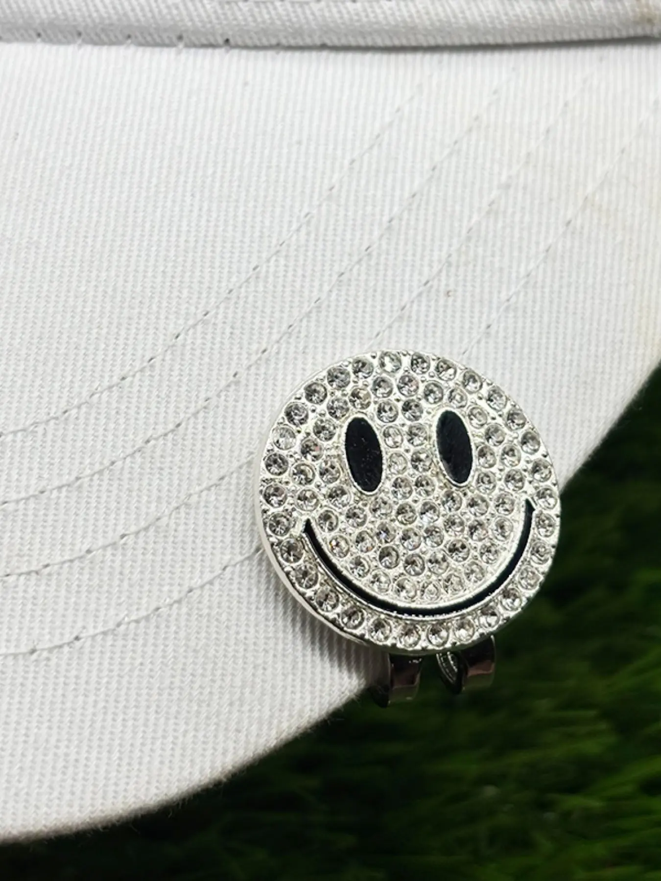 Cute Smile Hat Clip Rose Gold/silver Color, Golf Ball Hat Clip, Golf Accessories, Golf Gift Accessory, Suitable for Golf Enthusiasts, Sports Fans, Street Fashion Lovers