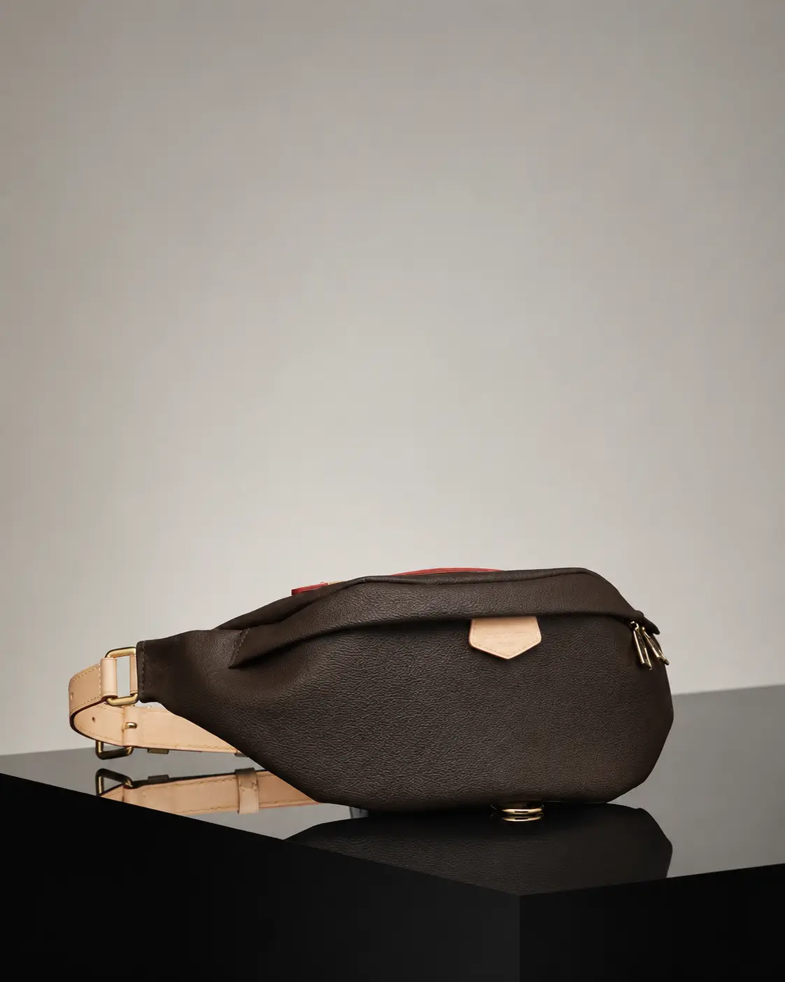 Women's Half Moon Crossbody Bag | Brown Pebbled Leather Shoulder Bag with Adjustable Strap | Multi-functional Casual Saddle Bag for Daily Use