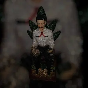 Jesús Malverde Statue for Good Faith - Religious Decor with Decorative Base