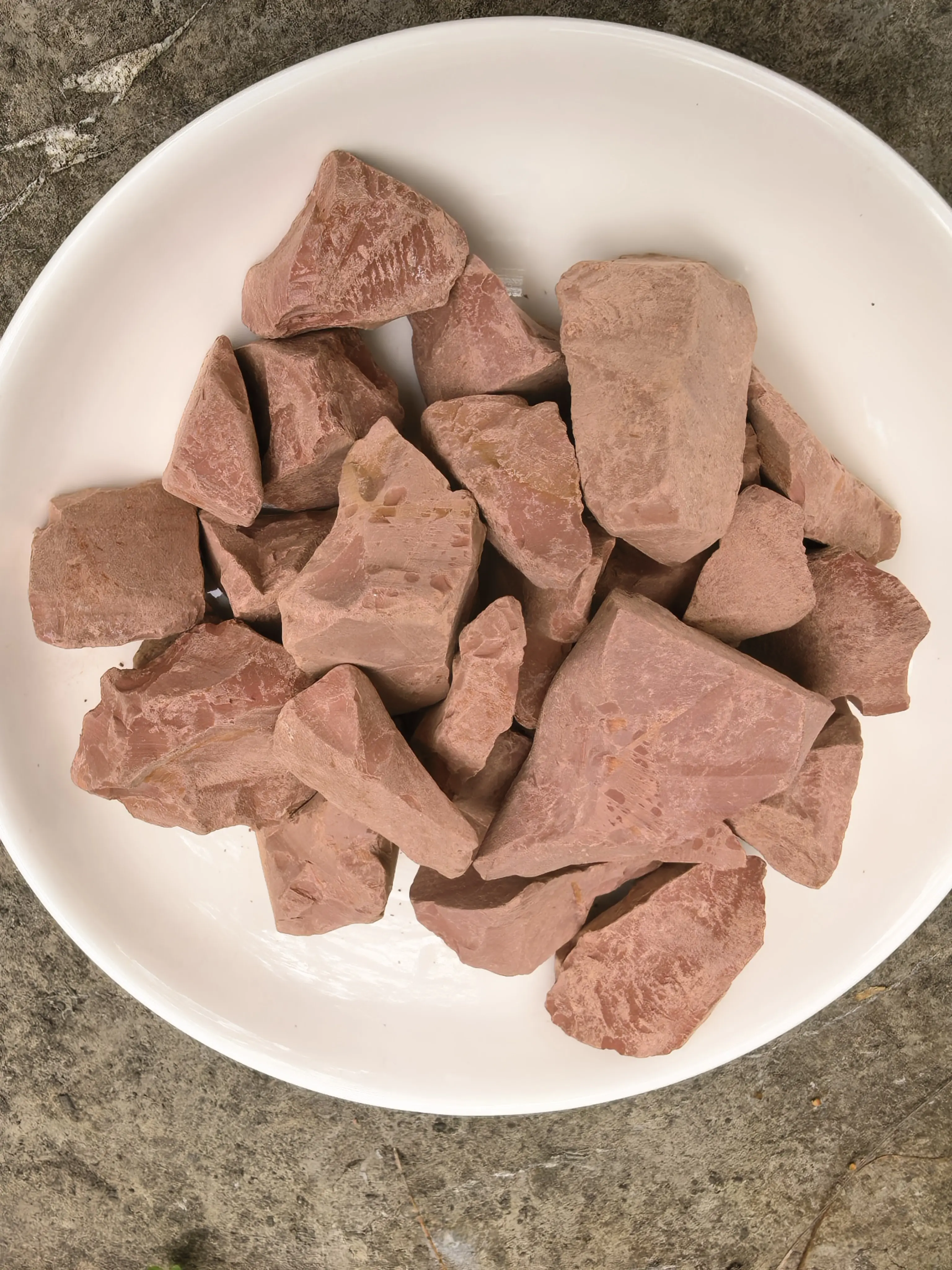 7oz(200g) Additive-Free Edible Pink Kaolin Clay Chunks, Garden Soil Clay Rocks for Home Improvement & Outdoor Projects