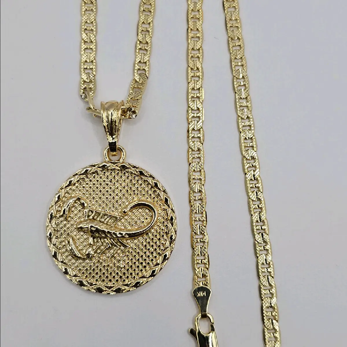 Scorpion necklace fashion style 24"inches gold-plated