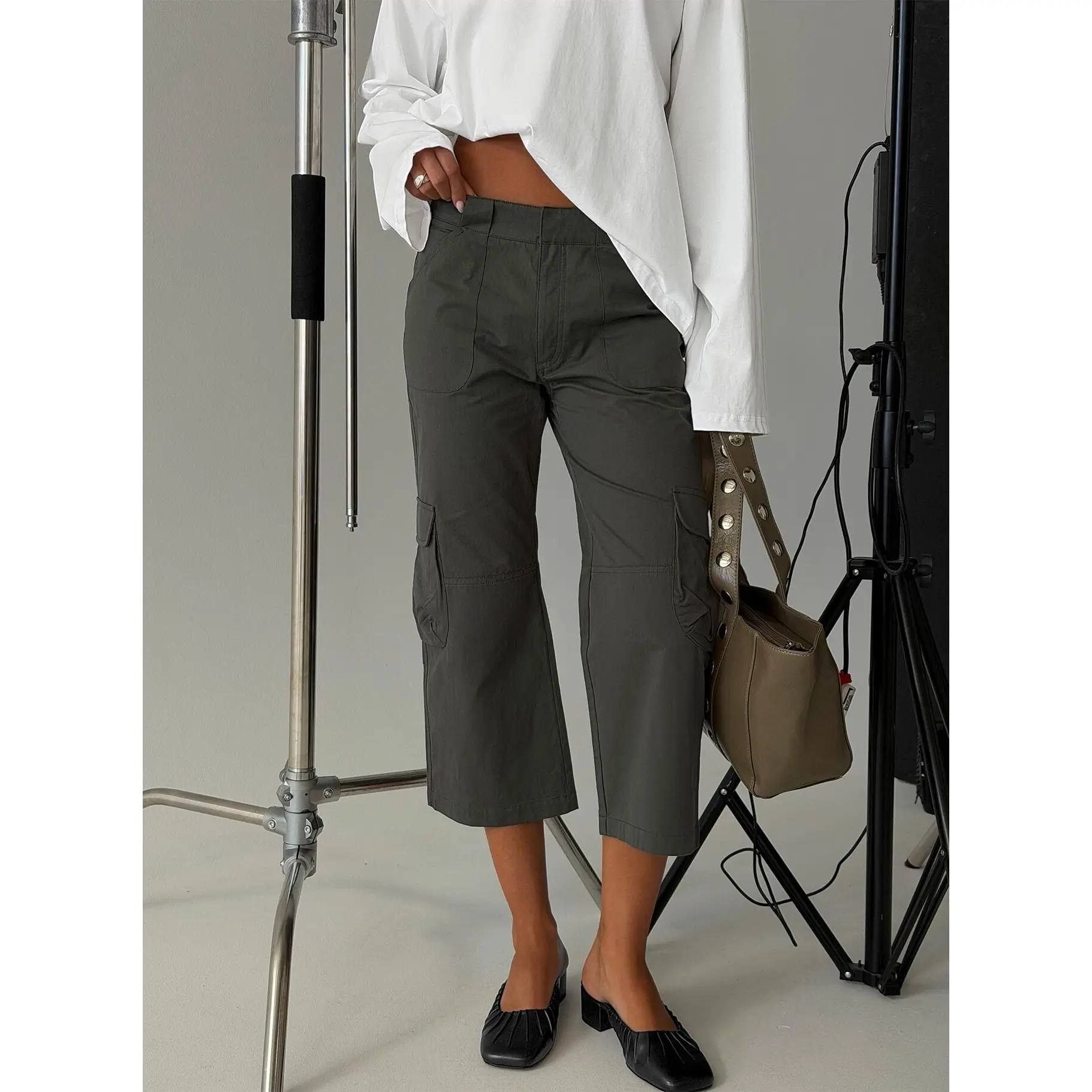 Indee Cropped Cargo Pants Charcoal