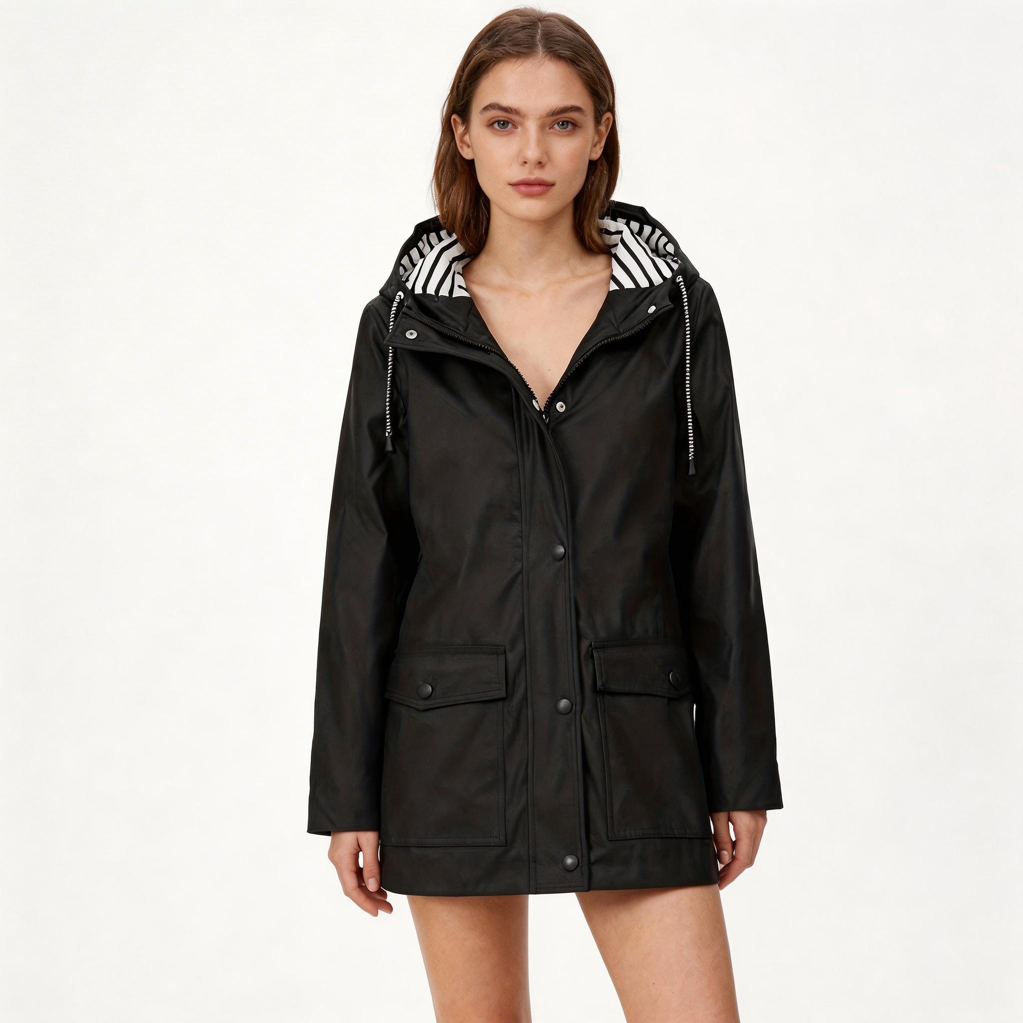 Women's Waterproof Rain Jacket Lightweight Hooded Windbreaker with Striped Lining Outdoor Raincoat for Hiking Travel Aesthetic Womenswear Essential Style