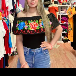 Blusa bordada campesina elástico en manta bordada