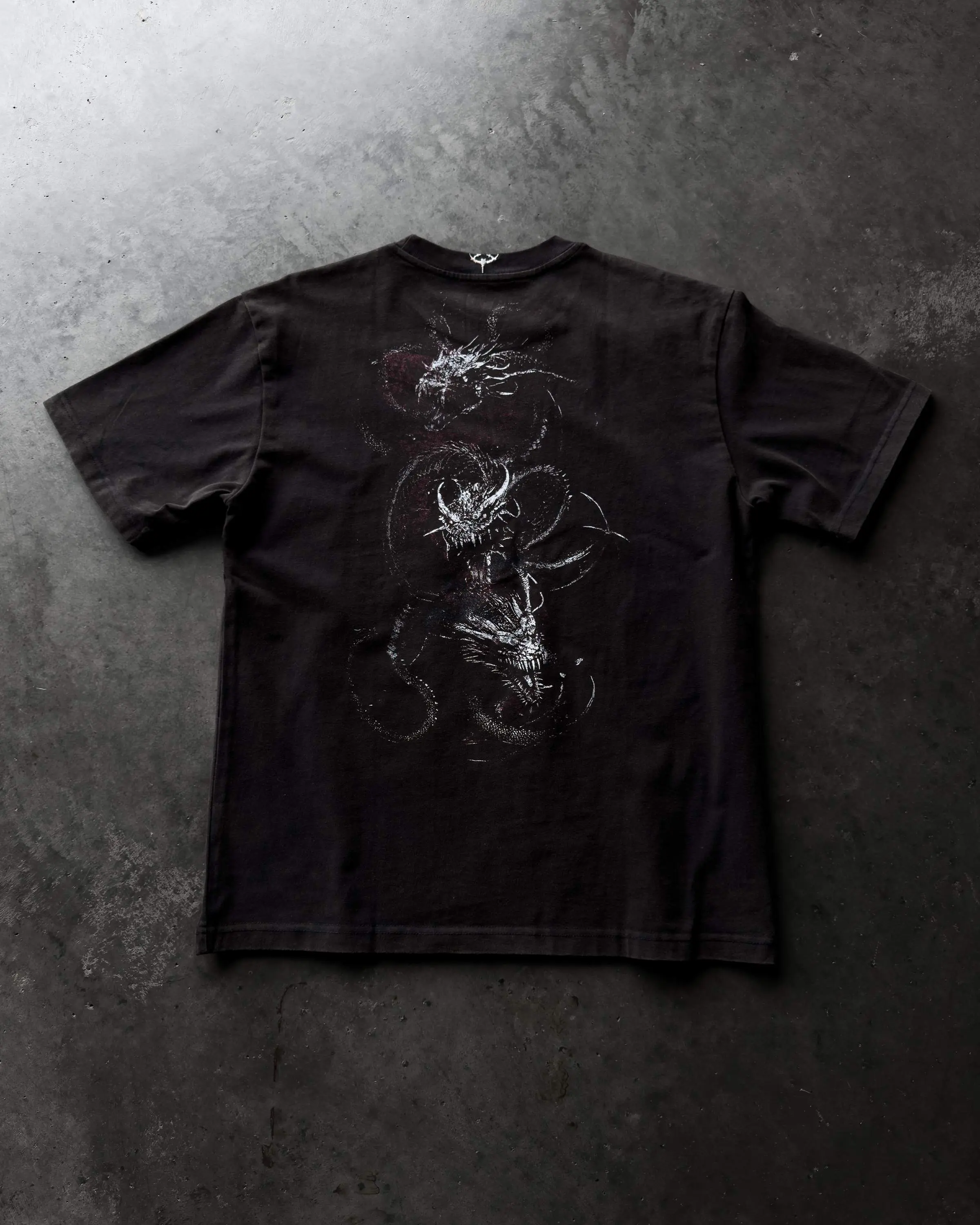 "SERPENTS FATE" RUST WASHED OVERSIZED TEE
