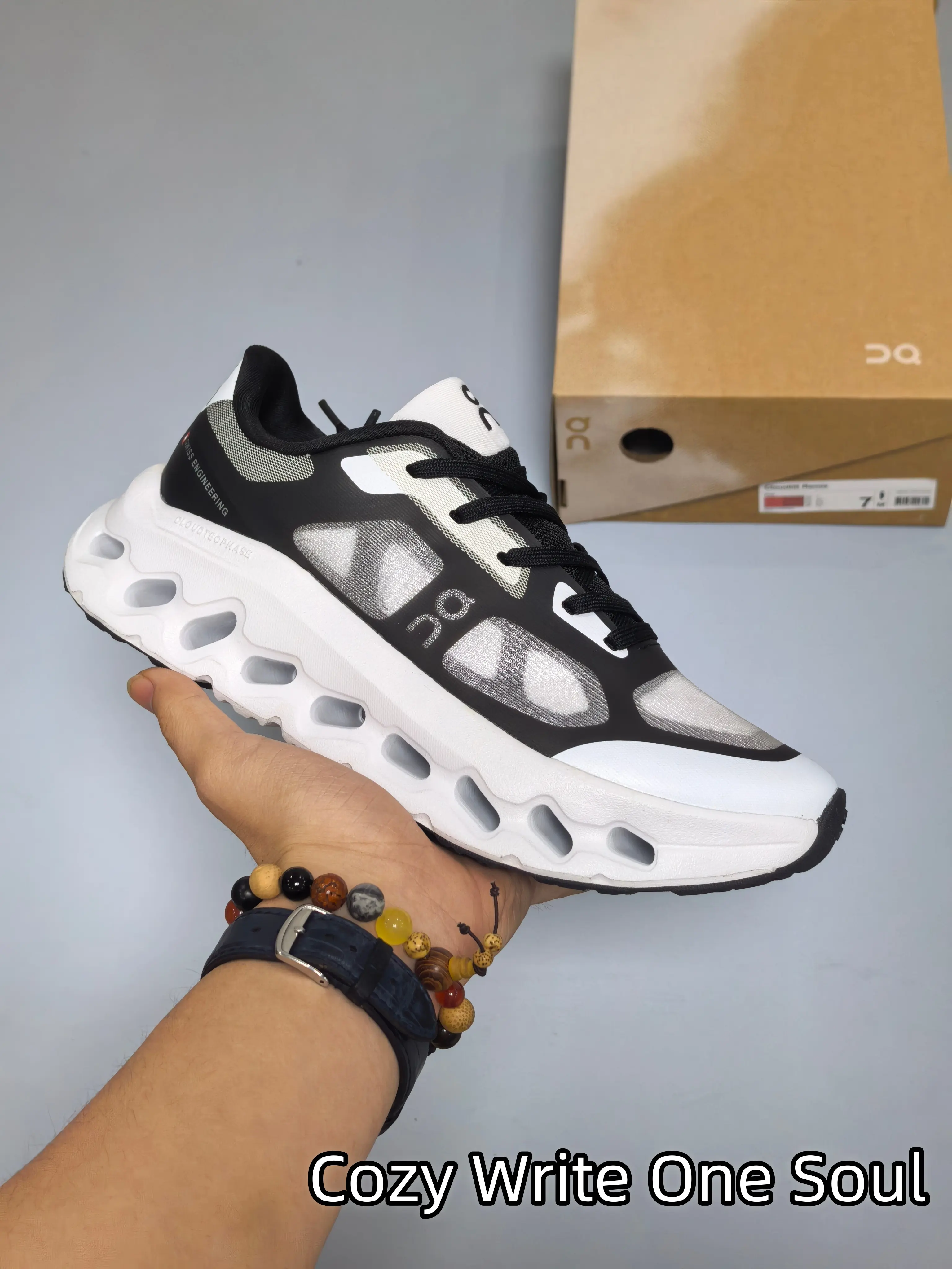 Slip Resistant Outdoor Workout Trainers | Permeable Breathable Mesh Structure | Flexible Hollow Shock Dampening Bottom | Fit Urban Daily Wear & Casual Sports | Buffer Vibration to Protect Foot Joints Effectively