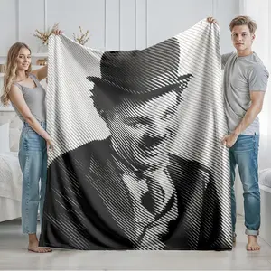 1 piece Charlie Chaplin classic black and white portrait themed flannel blanket - Modern-style all-season flannel blanket, suitable for sofas and beds, super soft and comfortable, digital print design, 100% polyester material, machine washable