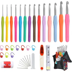 14 Sizes Crochet Hooks Set, 2.25mm - 10mm, Ergonomic Crochet Hook Set for Arthritis and Beginners, with Crochet Case and Accessories