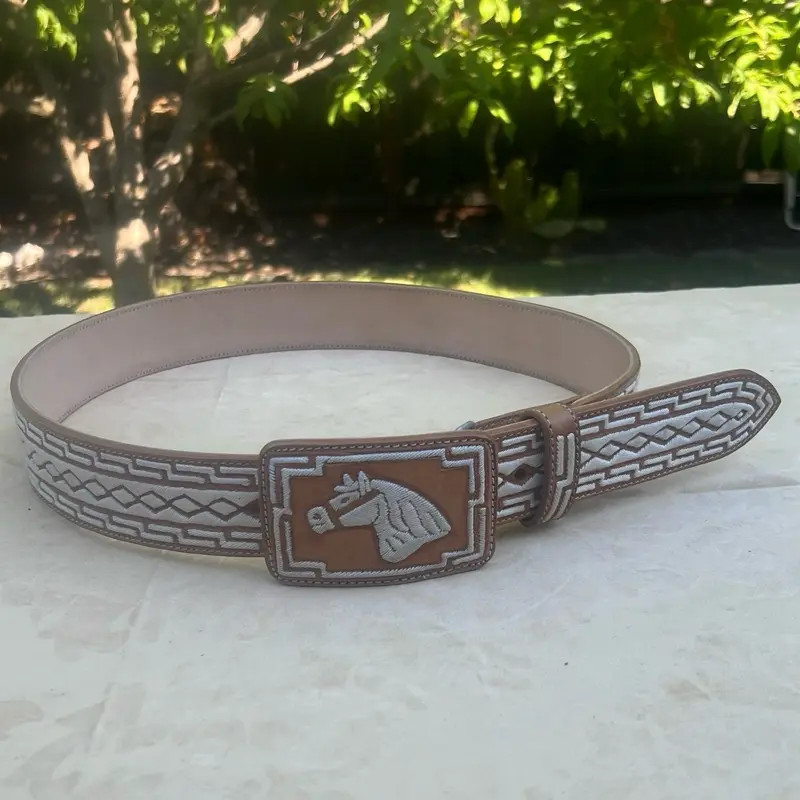 Pita belts/ cinto de pita talla 36