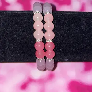 Hello kitty bead bracelet