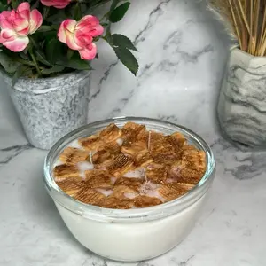 Cinnamon swirl Cereal candle, 3-wicks , 80 hr burn time