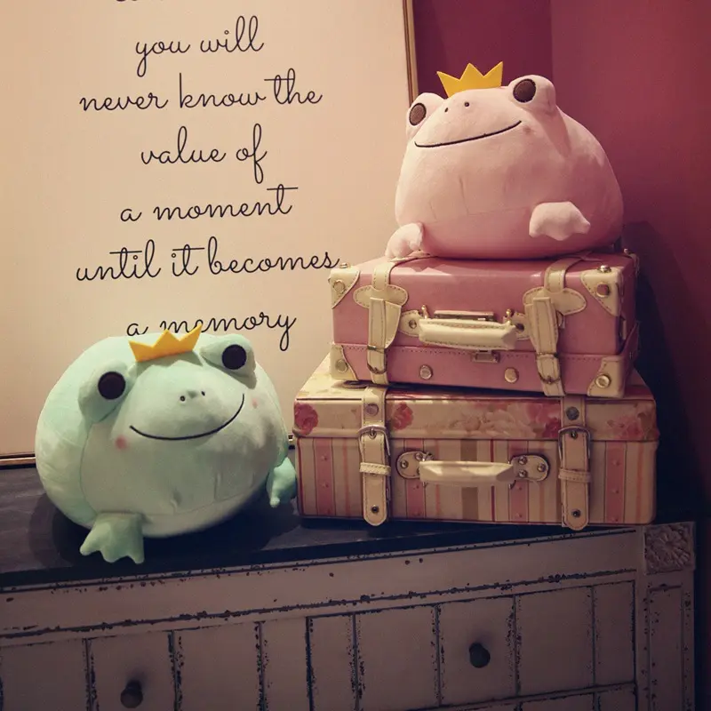 New crown frog plush toy doll lying down with big eyes blue baby soft cute throw pillow girl birthday gift