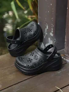 Women's Fashion Thick Sole Garden Shoes, Breathable Clogs, Breathable Hollow Out Design, Multiple Colors Available, Perfect for Outdoor Beach Garden