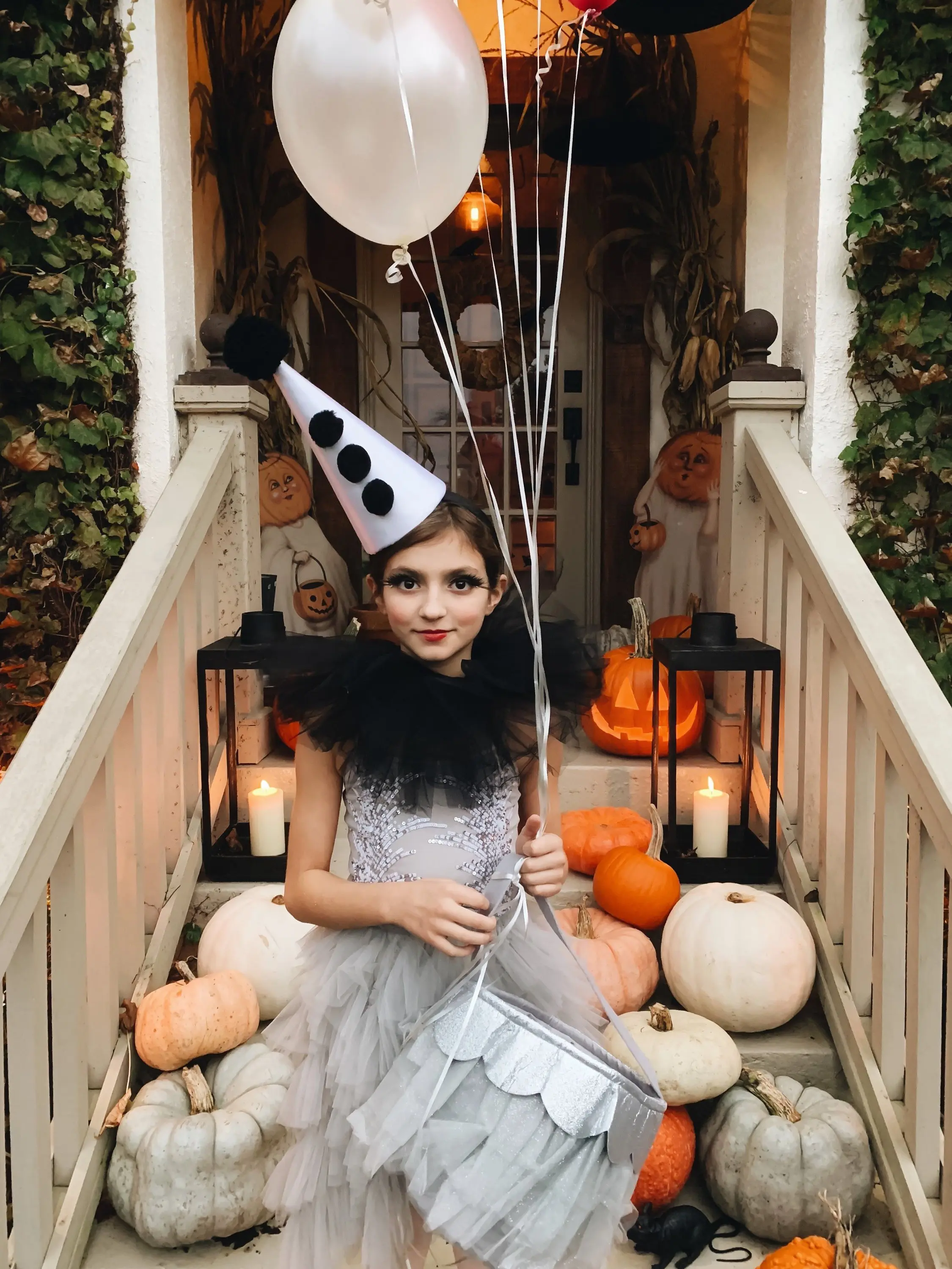 Classic Clown Hat - Black and White Circus Costume - Halloween Costume - Cirque Costume - Retro Circus - Vintage Clown Hat