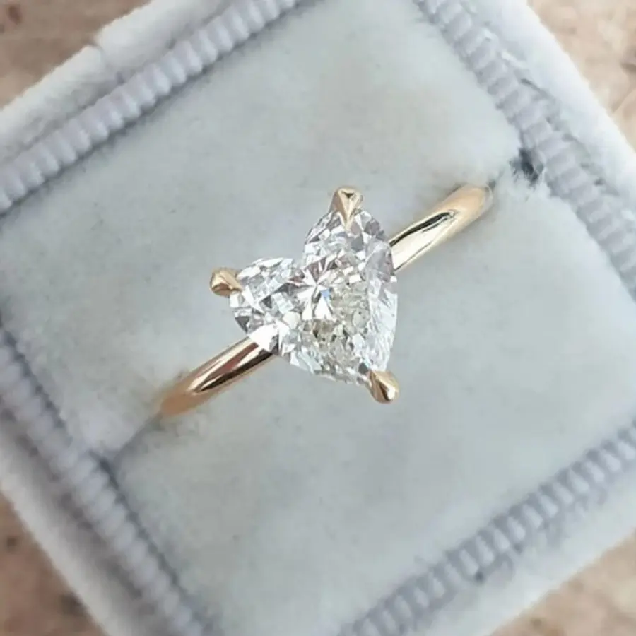 Exquisite Round Cut Zircon Ring, Elegant Diamond-Simulant Wedding Band for Women, Meaningful Engagement Gift, Meaningful Gifts