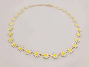 Bohemian Finds, Cute Colorful Daisy Choker necklace Handmade Trendy Choker