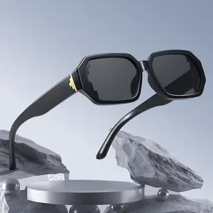 Sunglasses in candy colors with small frames, high-end and unique leopard print sunglasses