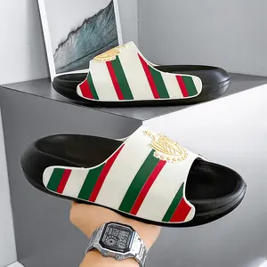 Summer men's slippers large size thick sole wear-resistant deodorant non-slip soft casual sandals Summer men's slippers large size thick sole wear-resistant deodorant non-slip soft casual sandals