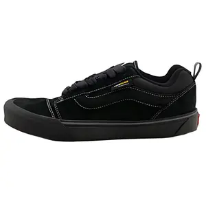 Vans Knu Skool Men's Low-Top Skate Shoes in Black - Durable and Versatile