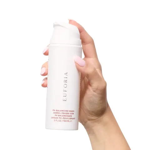 Euforia Gentle Daily Cleanser with Lactic Acid & Pre Probiotics for Intimate Hygiene 5 fl oz pH Balancing Wash