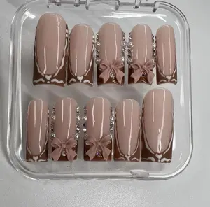 Gingerbread Coquette Christmas French Press-on Nails