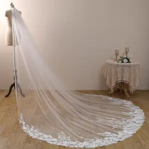 Romantic white flowers lace wedding veil, Single tier cathedral length veil, Dreamy 3d flowery bridal veil, Ivory soft tulle veil