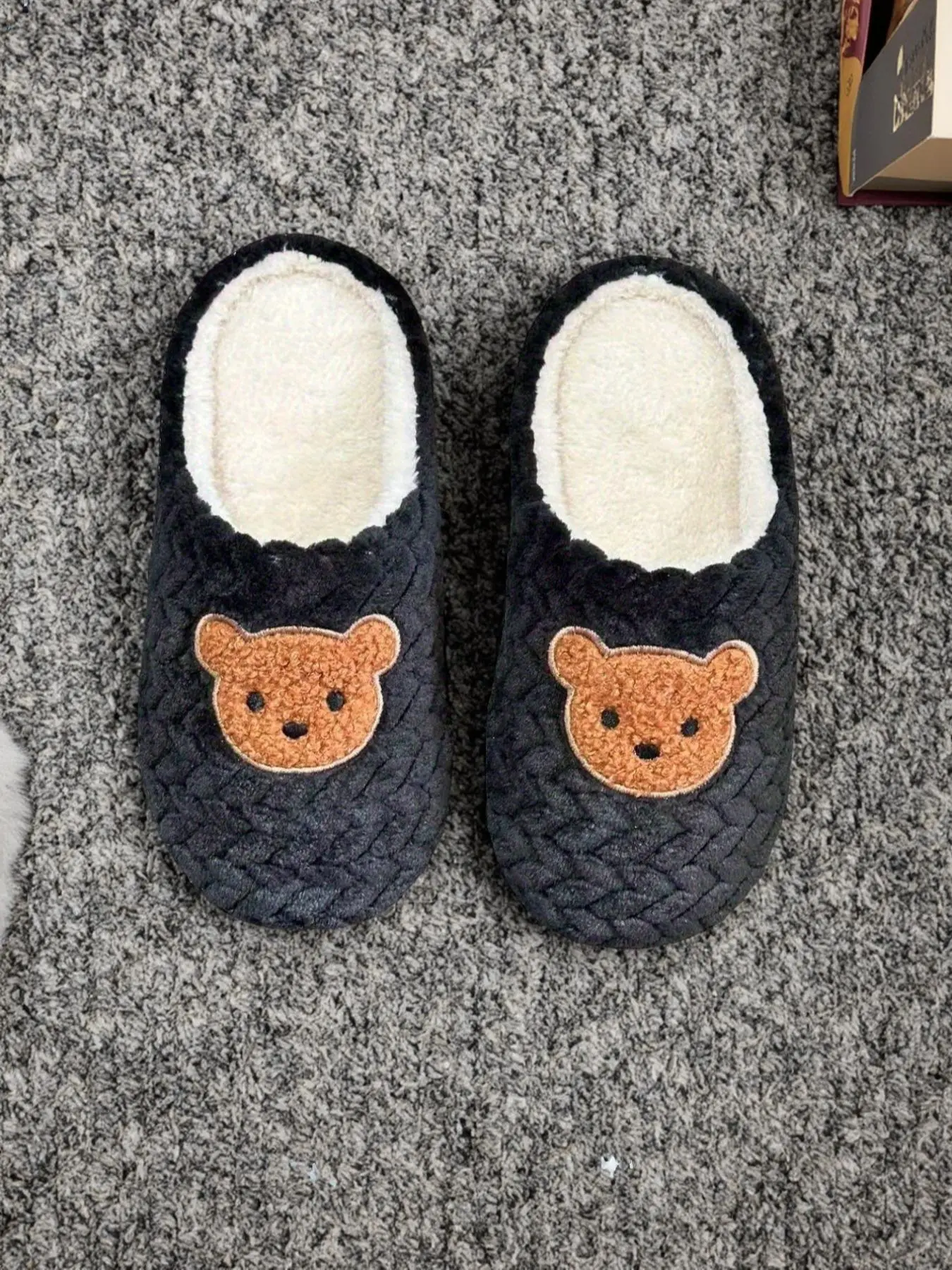 Women's Cute Bear Embroidery Design Plush Slippers, Casual Soft Comfortable Home Slippers, Silent Anti-slip Slippers for Indoor & Outdoor Wear, Girl, Soft Sole Slippers, Slip on Slippers