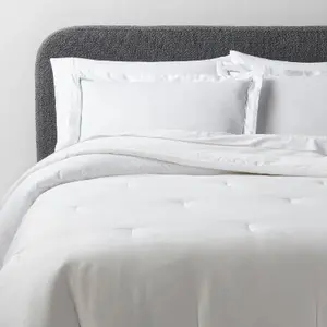 Threshold Comforter Set Cotton Sateen Luxe, White/Light Teal Green, King