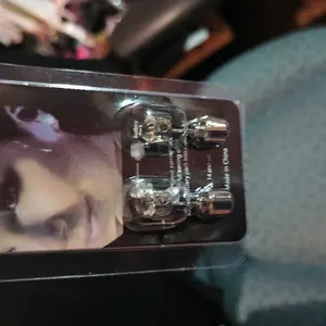 LED earrings buyer photo