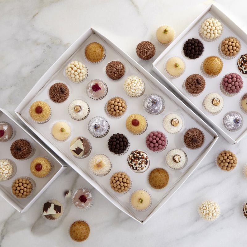 Gourmet Chocolate Brigadeiro Assortment - Gift Box - Valentine's Day | Mother's Day | Birhtday Gift | Christimas Gift Dessert Snack