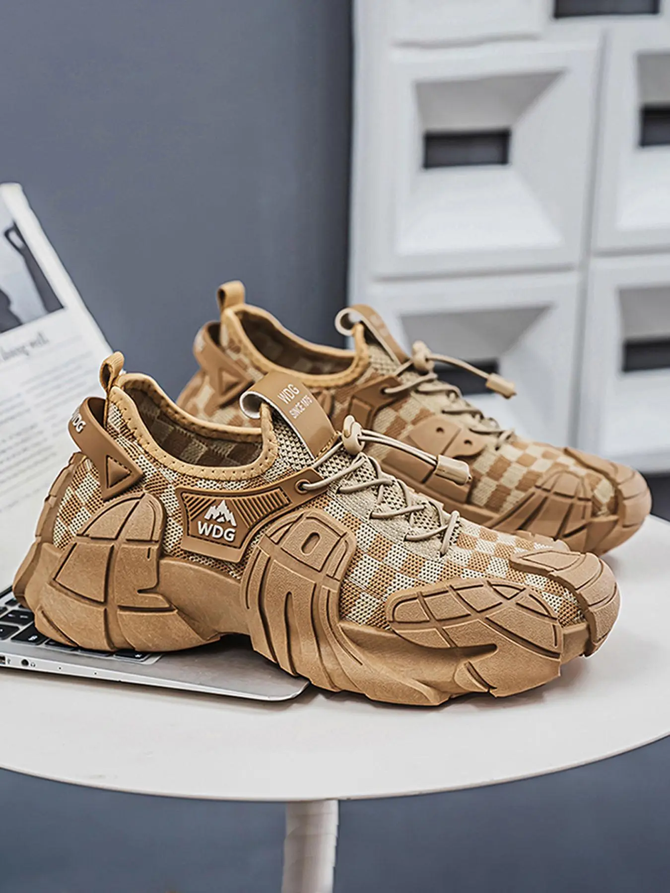 Men's Thick Sole Sport Shoes, Style Fashion Dad Sneakers, Colorblock, Size 39-46, All Seasons Outdoor Walking, Comfortable One-Step, Sports Shoes