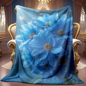 1pc Blue Flower Glow Background Pattern Theme Pattern Flannel Blanket Soft High-definition Digital Printing Cooling Blanket Suitable For All Year Round! 100% Polyester Fiber, Suitable For Family And Friends All Year Round