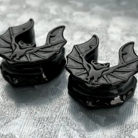 PAIR of Unique Black Bat Saddle Gothic Ear Spreader Surgical Steel Tunnels/Plugs - Gauges 0g (8mm) through 1" (25mm)