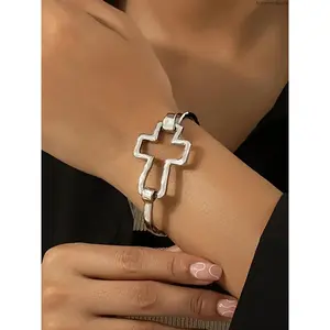 Women's Cute Cross Design Bangle Bracelet, Cross Charm Bangle, Fashion Jewelry for Party, Daily Clothing Decor, Trendy All-match & Exquisite Jewelry for Birthday Gift, Trendy Bangles summerwins