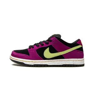 SB Dunk Low "ACG Terra Red Plum" BQ6817 501