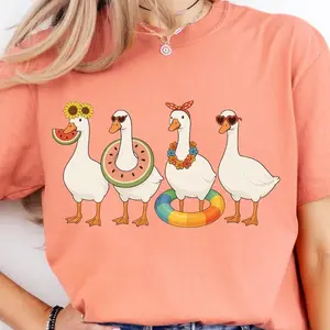 Summer Goose T-Shirt – Hello Summer Tee with Beach Vibes, Funny Goose Graphic for Goose Lovers, Vacation Shirt, Animal Lover Gift, Trendy Summer Aesthetic, Lightweight Casual Fit, Great for Beach Days