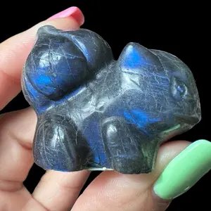 Bulbasaur Crystal carving Home Ornament