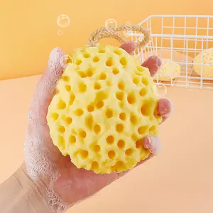 Cheese-shaped honeycomb bath sponge, extra-large soft bath brush, expands when wet to produce rich foam, durable and not easily disintegrated body exfoliator