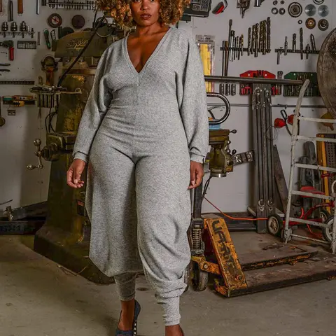 Women's Plain Bishop Sleeve Deep V Neck Fit Jumpsuit Overalls, Casual Fitted Ribbed Long Sleeve Jumpsuit for Daily Wear, Everyday Womenswear Ladies Clothes for All Seasons Piece, Casual Fashion Jumpsuit