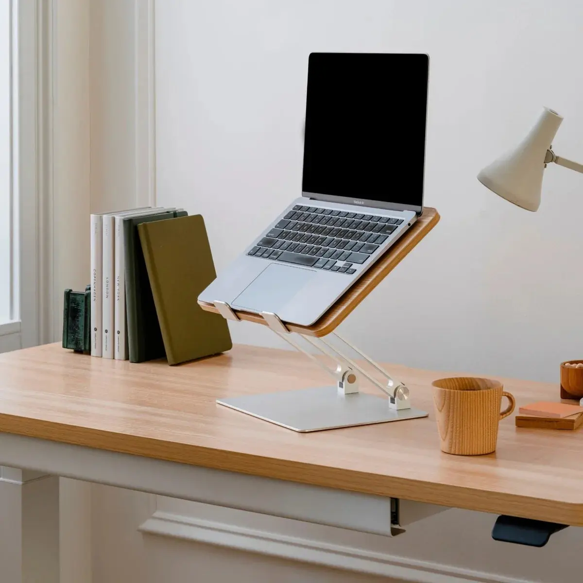 Adjustable Laptop Stand Adjustable Laptop Stand